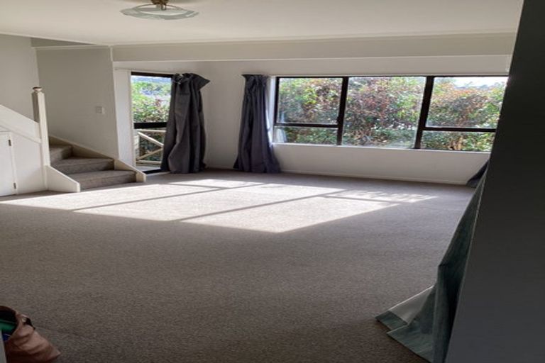 Photo of property in 3/13 Aorangi Place, Birkenhead, Auckland, 0626