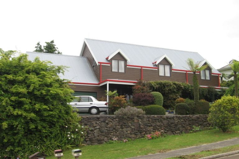 Photo of property in 6 Tinopai Drive, Omokoroa, 3114