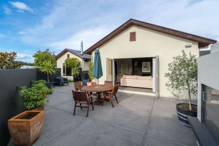 Photo of property in 8 Duxford Crescent, Fairfield, Dunedin, 9018