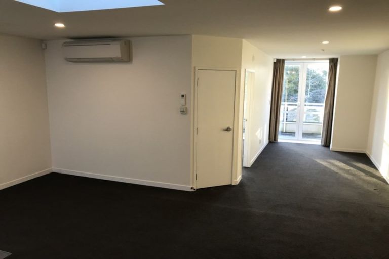 Photo of property in 4/107 Great South Road, Papakura, 2110