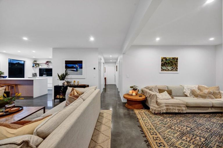 Photo of property in 2 Tasman Street, Opunake, 4616