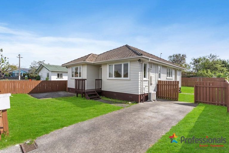 Photo of property in 18b Alexander Street, Papakura, 2110