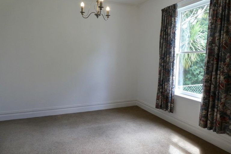 Photo of property in 10 Rennie Street, Green Island, Dunedin, 9018