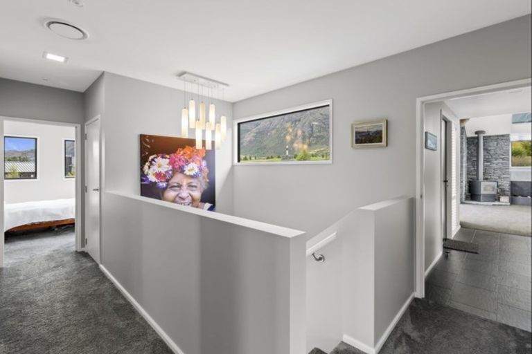 Photo of property in 27 Pendeen Crescent, Jacks Point, Queenstown, 9371