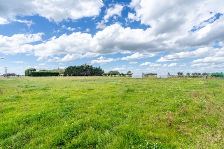 Photo of property in 49 Ferry Road, West Plains, Invercargill, 9879