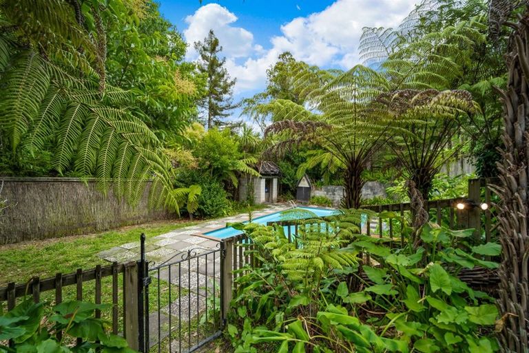 Photo of property in 26 Macnay Way, Murrays Bay, Auckland, 0630