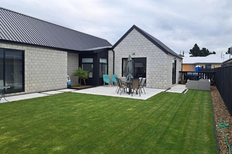 Photo of property in 4 Pahua Street, Pegasus, 7612