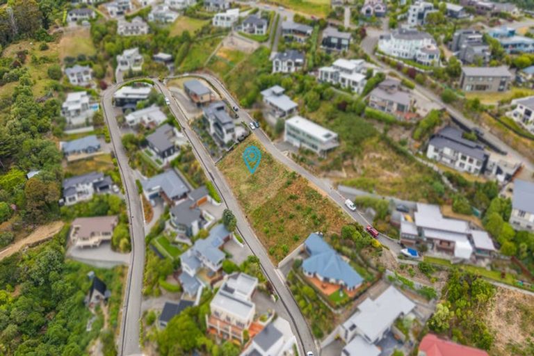 Photo of property in 30 Challenger Lane, Redcliffs, Christchurch, 8081