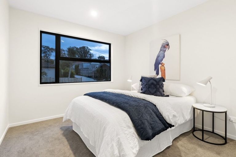 Photo of property in 35a Corunna Road, Milford, Auckland, 0620