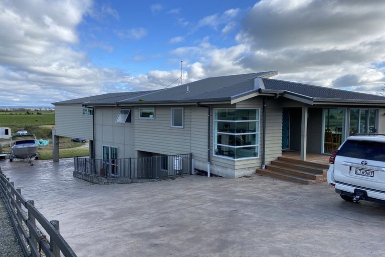 Photo of property in 170 Pukehina Parade, Pukehina, Te Puke, 3189