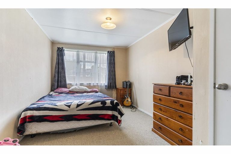 Photo of property in 47 Arimu Road, Papakura, 2110