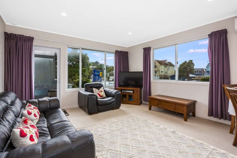 Photo of property in 6/35 Mana Esplanade, Paremata, Porirua, 5026