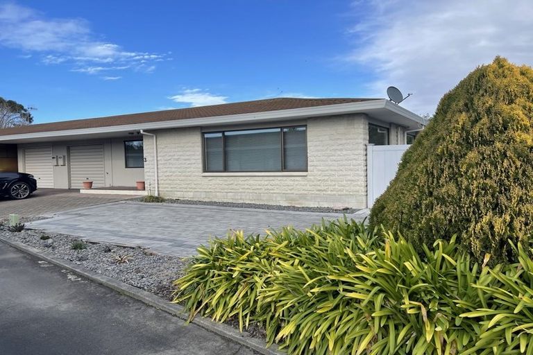 Photo of property in 3/43 Middle Road, Havelock North, 4130