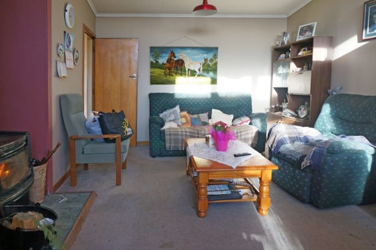 Photo of property in 6 Boundary Road, Tisbury, Invercargill, 9877