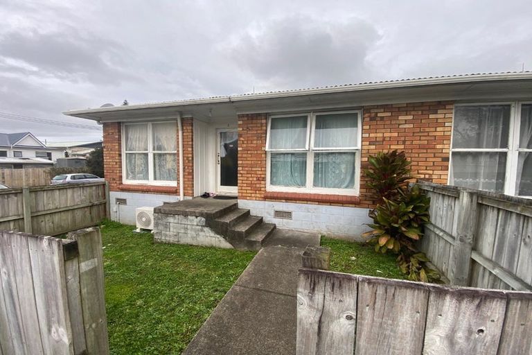 Photo of property in 9a Church Street, Northcote Point, Auckland, 0627