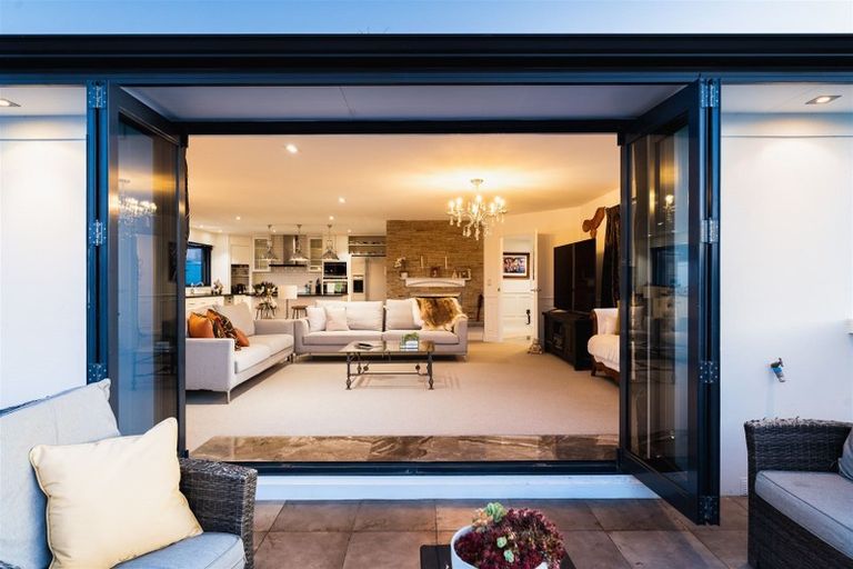 Photo of property in 214 Gladstone Road North, Mosgiel, 9024