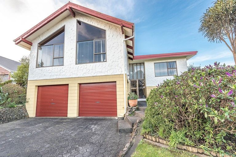 Photo of property in 24 Parkdale Drive, Aramoho, Whanganui, 4500