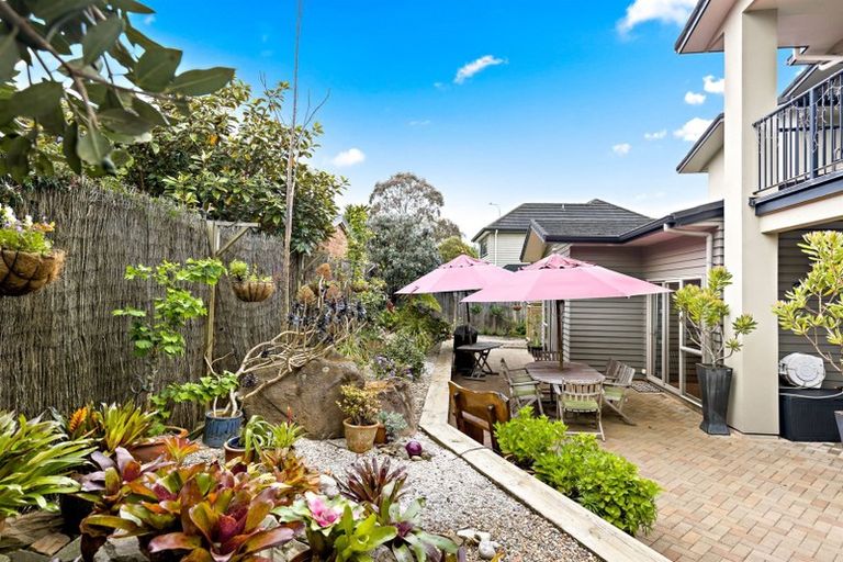 Photo of property in 3 Travis View Drive, Fairview Heights, Auckland, 0632