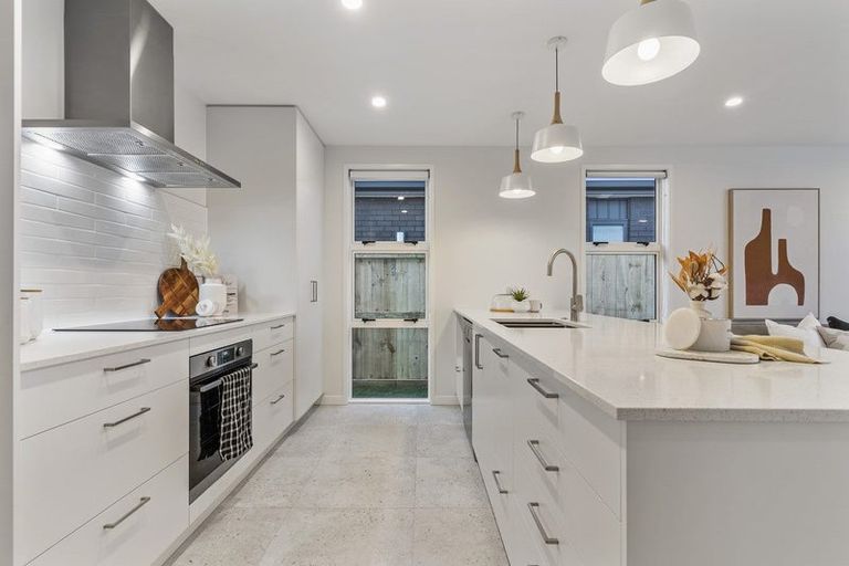 Photo of property in 3 Whau Lane, Papamoa, 3118