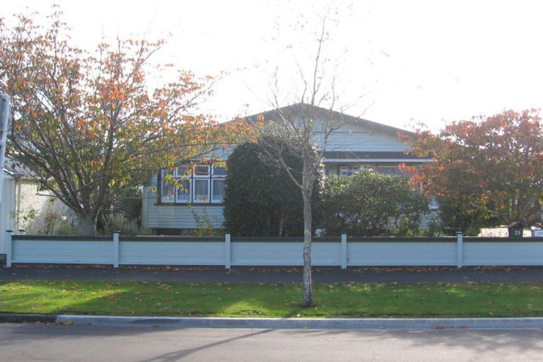 Photo of property in 23 Norton Park Avenue, Fairfield, Lower Hutt, 5011