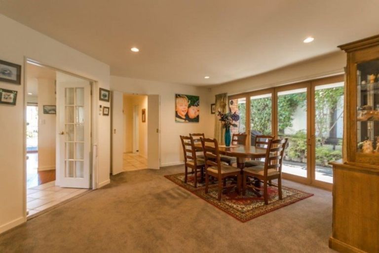 Photo of property in 14 Ranui Street, Waikawa, Picton, 7220