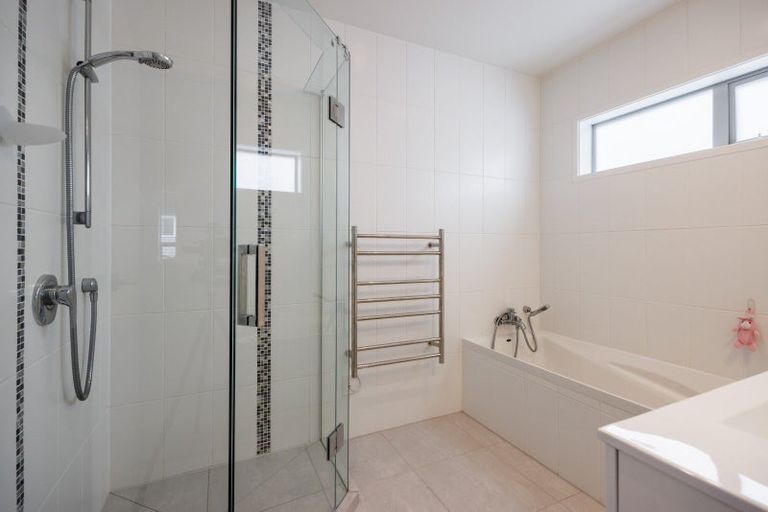 Photo of property in 84 Downing Street, Crofton Downs, Wellington, 6035