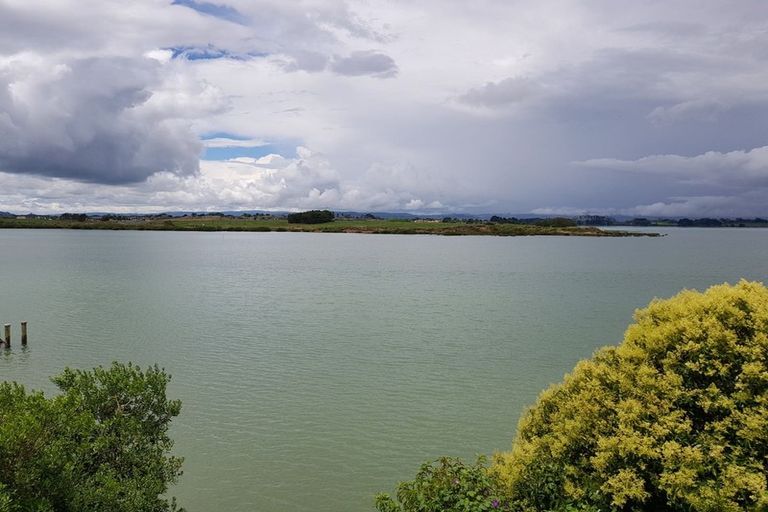 Photo of property in 29 Beihlers Road, Weymouth, Auckland, 2103