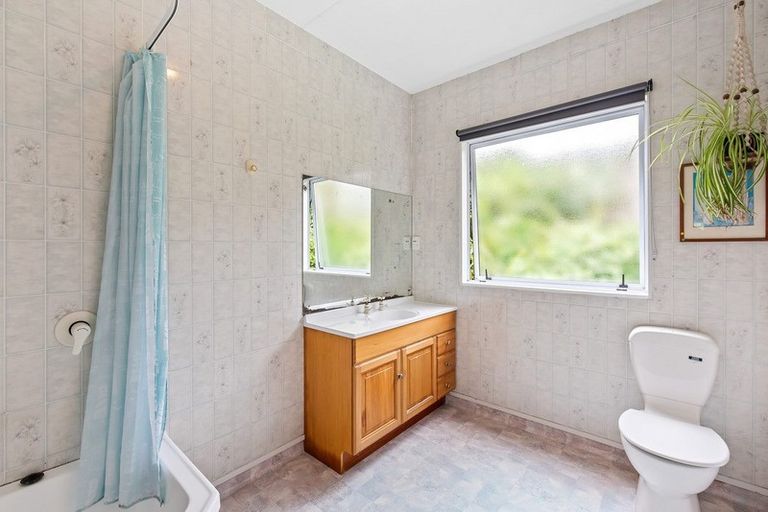 Photo of property in 39 Dale Road, Raumati South, Paraparaumu, 5032