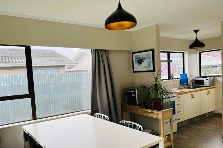 Photo of property in 10a Downing Avenue, Pirimai, Napier, 4112