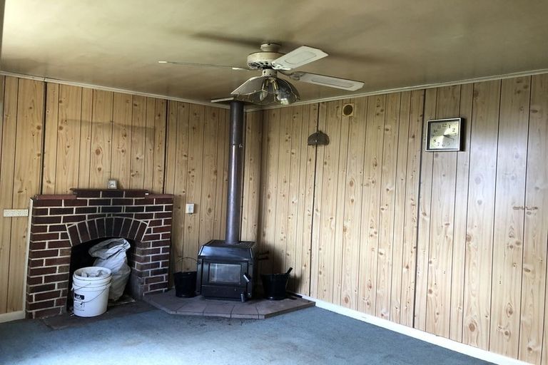 Photo of property in 1 Allan Street, Waiwera South, Clinton, 9584