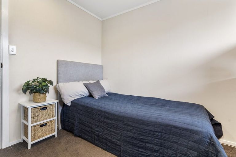 Photo of property in 37 Whitford Road, Howick, Auckland, 2014