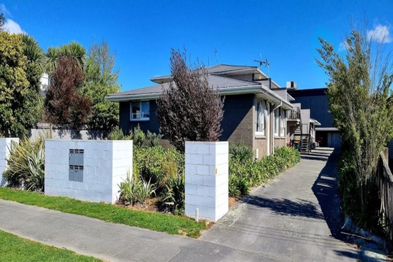 Photo of property in 6/13 Newnham Terrace, Upper Riccarton, Christchurch, 8041