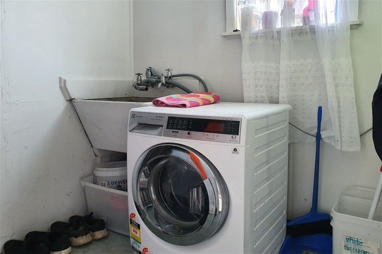 Photo of property in 30 Whiteman Road, Kawakawa, 0210