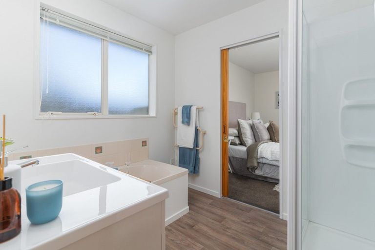 Photo of property in 1/7 Kennedys Bush Road, Halswell, Christchurch, 8025