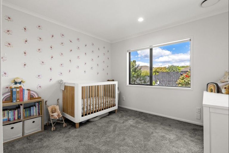 Photo of property in 10 Koro Mews, Papamoa Beach, Papamoa, 3118