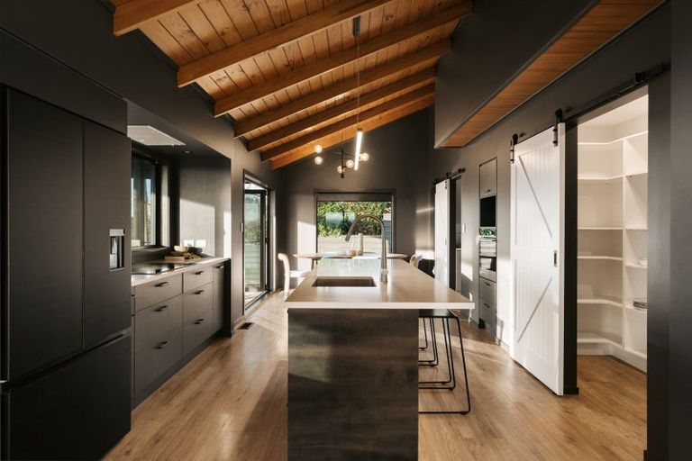 Photo of property in 2 Keam Way, Welcome Bay, Tauranga, 3112