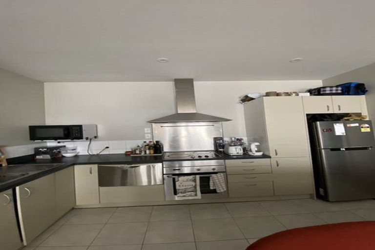 Photo of property in 41 Home Street, Mount Victoria, Wellington, 6011