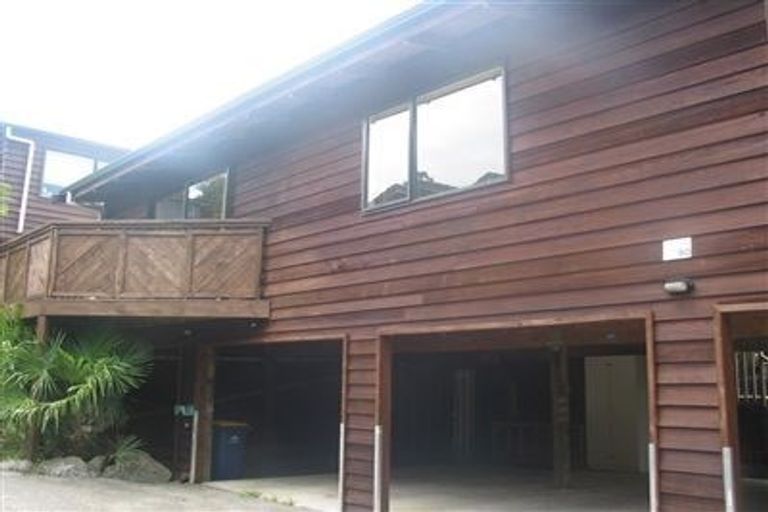 Photo of property in 90 Braemar Road, Castor Bay, Auckland, 0620