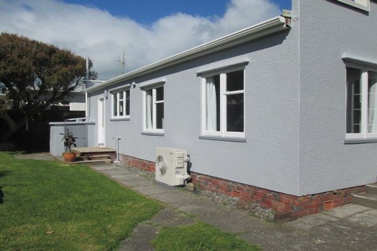 Photo of property in 67 Marine Parade, Paraparaumu Beach, Paraparaumu, 5032