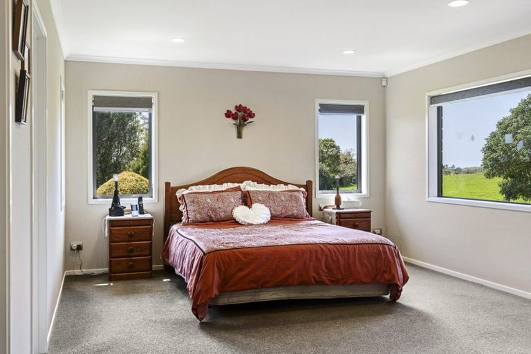 Photo of property in 869 Carrington Road, Hurworth, New Plymouth, 4371