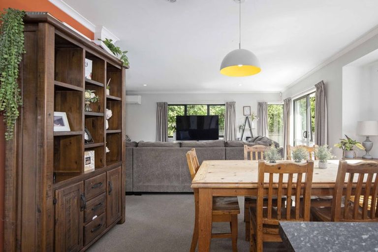 Photo of property in 7 Modello Lane, Waiuku, 2123