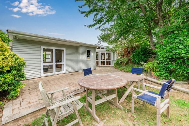 Photo of property in 5 Winara Avenue, Waikanae, 5036