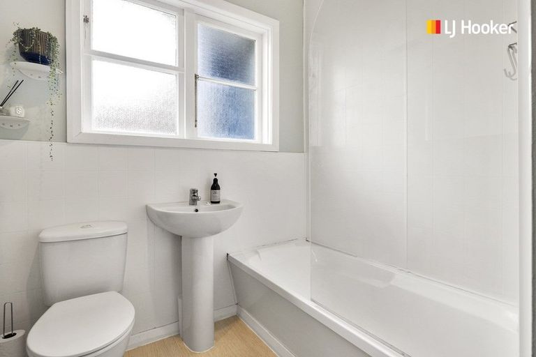 Photo of property in 31 Prospect Bank, Wakari, Dunedin, 9010