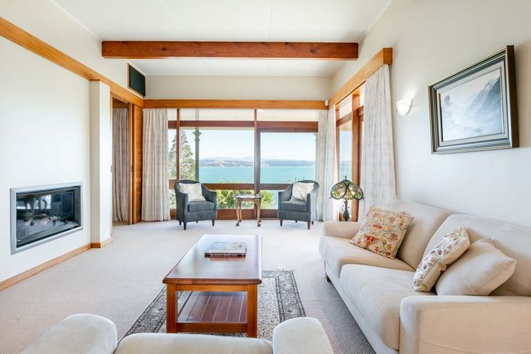 Photo of property in 27 Seapoint Road, Bluff Hill, Napier, 4110