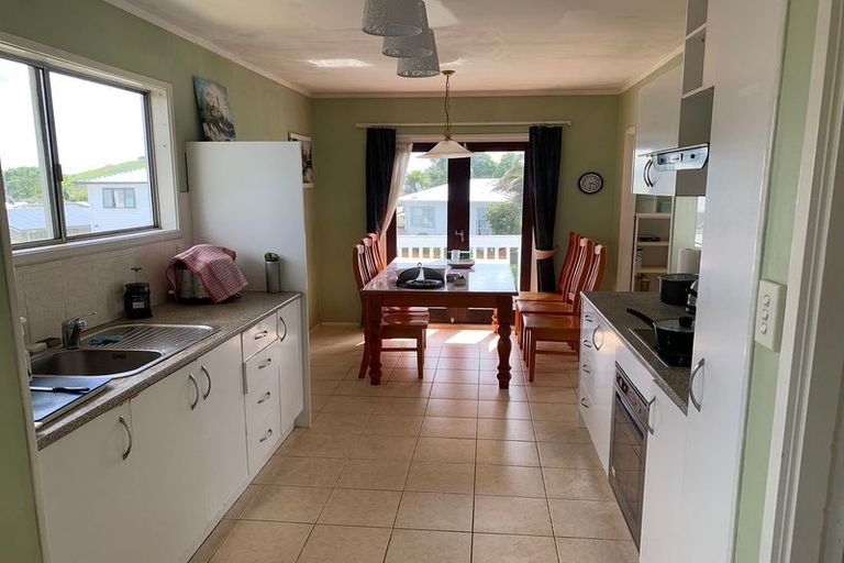 Photo of property in 5 Vanbrugh Place, Bucklands Beach, Auckland, 2014