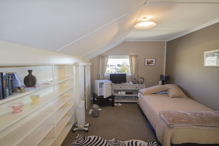 Photo of property in 140 Perth Street, Holmes Hill, Oamaru, 9401