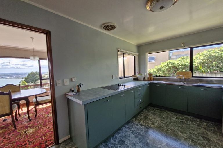 Photo of property in 4 Mayall Avenue, Beach Haven, Auckland, 0626