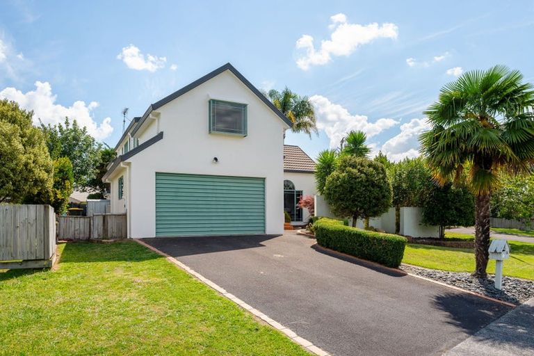 Photo of property in 14 Bramley Drive, Rototuna, Hamilton, 3210