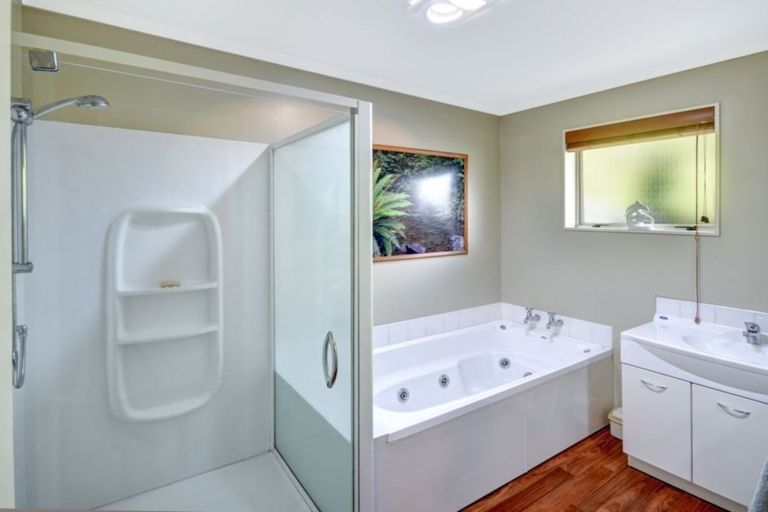 Photo of property in 4 Walton Park Avenue, Fairfield, Dunedin, 9018