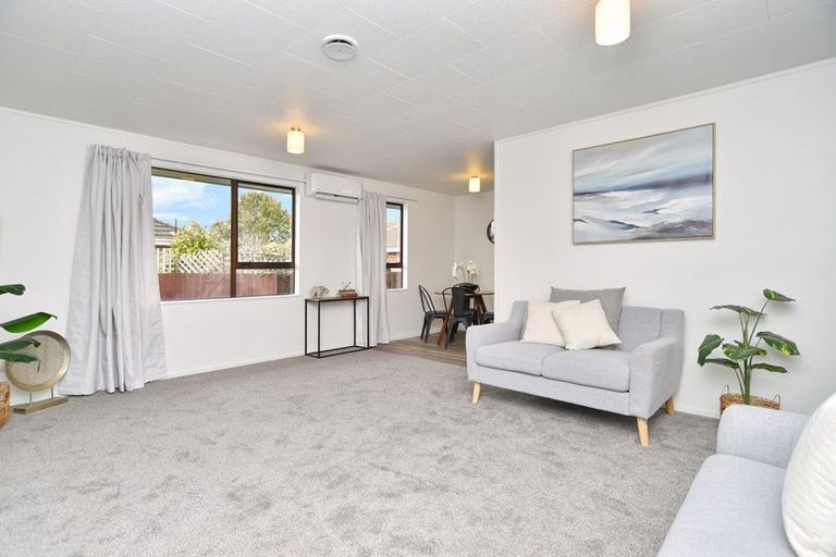 Photo of property in 102a Amyes Road, Hornby, Christchurch, 8042